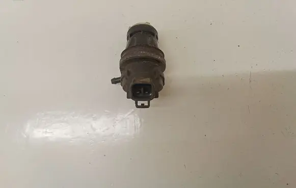 Toyota Prius (XW30) Windscreen/windshield washer pump 8533060180