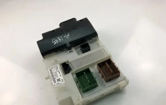 Volvo V70 Comfort/convenience module 31343678AA