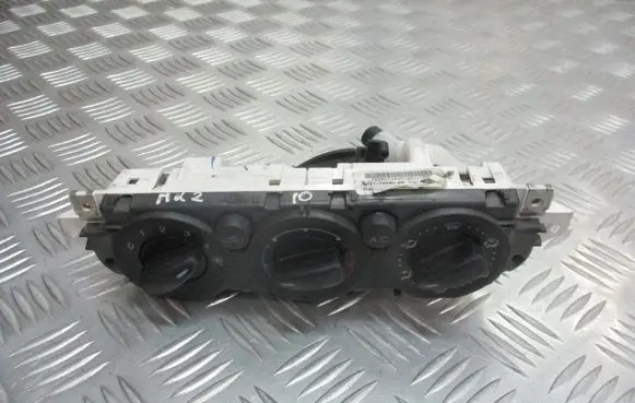 Ford Focus Interior fan control switch 3M5T-19980-AD