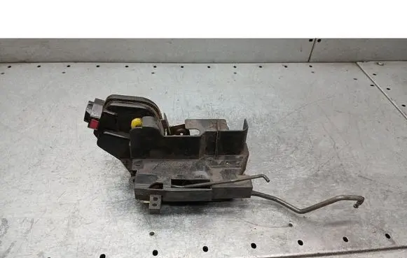 Hyundai Matrix Front door lock 