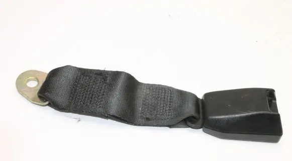 Porsche 928 Front seatbelt buckle