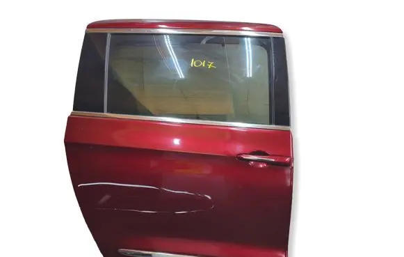 Chrysler Pacifica Side sliding door 