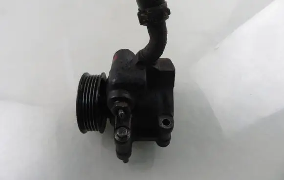 Ford Fiesta Power steering pump 2S6E3A733AA