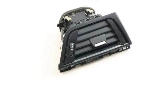 BMW 4 F32 F33 Dash center air vent grill 9218550 508837