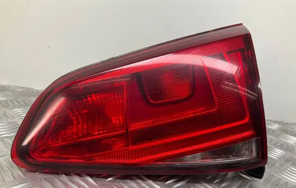 Volkswagen Golf VII Tailgate rear/tail lights 5G0945094AD 5G0945260A