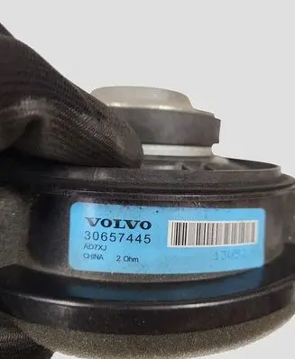 Volvo V70 Front door speaker 30657445