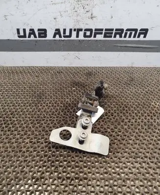 Volkswagen Caddy Sliding door upper roller guide/hinge 2K0843335A