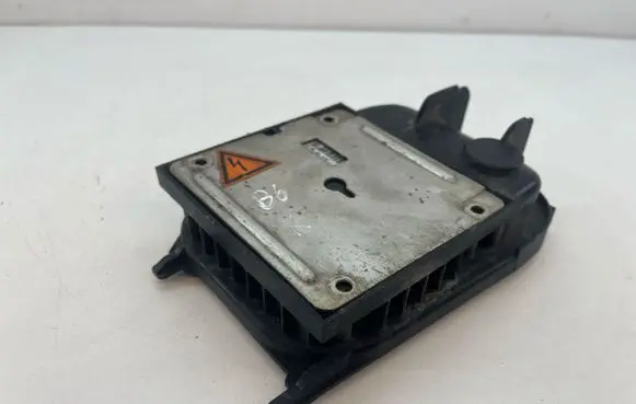 Volkswagen PASSAT B6 Headlight ballast module Xenon 89390030