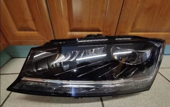 Skoda Fabia Mk3 (NJ) Headlight/headlamp 6V1941015F