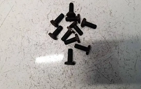 Opel Vectra B Nuts/bolts