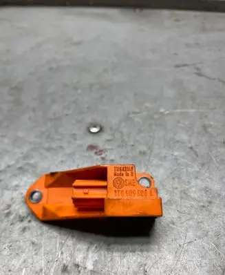 Skoda Fabia Mk2 (5J) Airbag deployment crash/impact sensor 1T0909606A 5WK43340