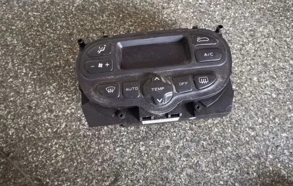 Citroen Xsara Picasso Climate control unit 96314105ZR