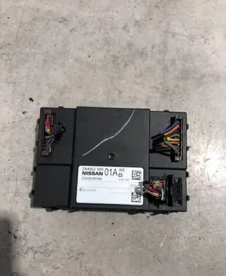 Nissan Qashqai+2 Comfort/convenience module 284B2BR01A 5WK50367 AL000103