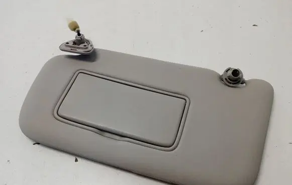 Nissan Leaf II (ZE1) Sun visor 17729865551