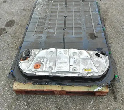 Tesla Model 3 Highland Hybrid / electric car battery 208467055B
