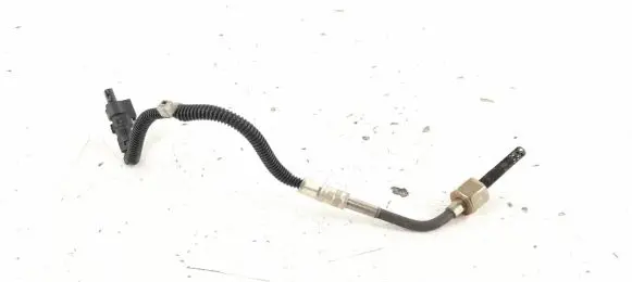 Mercedes-Benz E W213 Lambda probe sensor 0009059106 0009052705