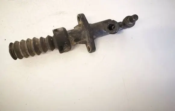Peugeot 307 Clutch master cylinder 