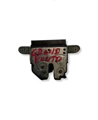 Fiat Grande Punto Tailgate/trunk/boot lock/catch/latch 05208