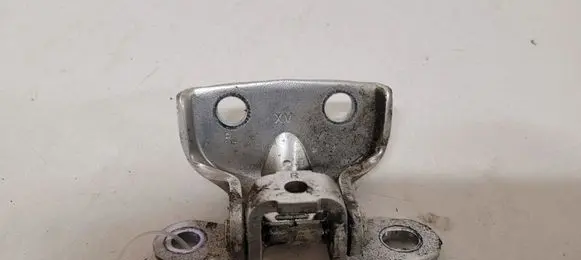 KIA Sorento Rear door upper hinge