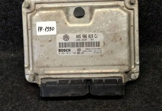 Skoda Roomster (5J) Engine control unit/module 045906019CJ 0281013180