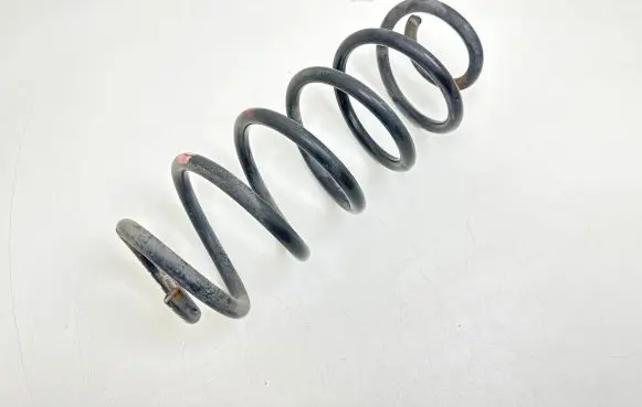 Toyota Verso Rear coil spring