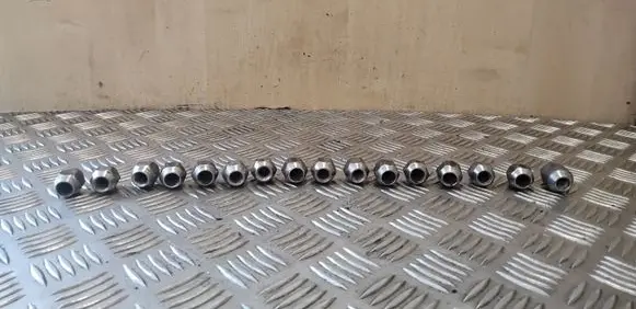 Hyundai i40 Nuts/bolts 