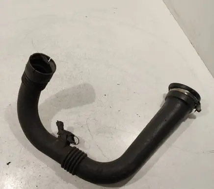 Intercooler hose/pipe