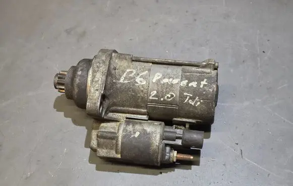 Volkswagen PASSAT B6 Starter motor 02M911023M