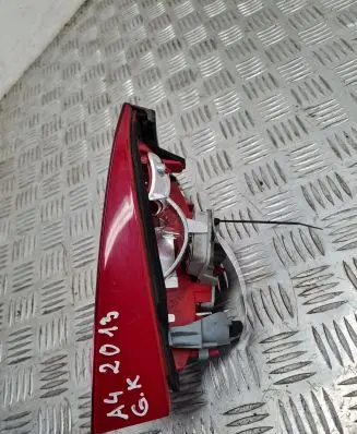 Audi A4 S4 B8 8K Tailgate rear/tail lights