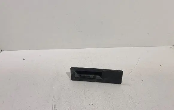 BMW 5 F10 F11 Tailgate/trunk/boot open switch 10822910