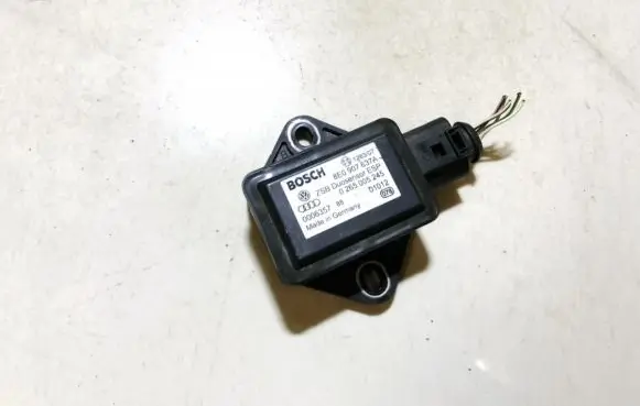 Audi A4 S4 B6 8E 8H ESP acceleration yaw rate sensor 8e0907637a 0265005245