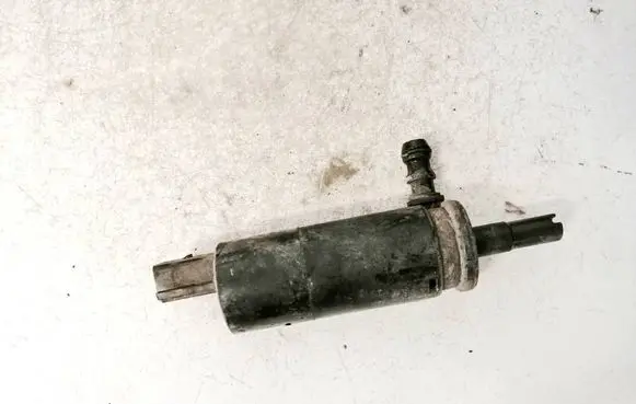 BMW 5 E60 E61 Headlight washer pump 6712697309702 67.12-6973097-02