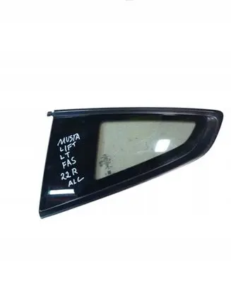 Ford Mustang VI Rear side window