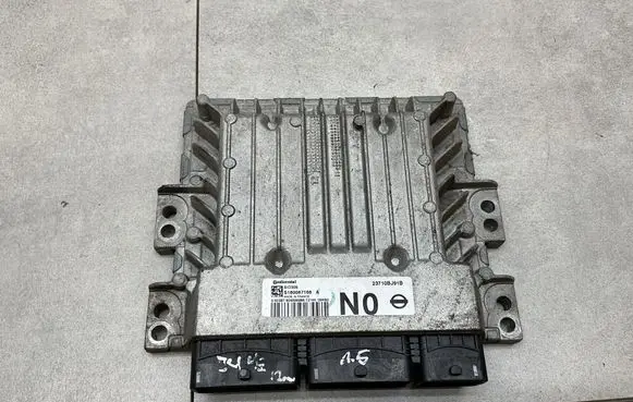 Nissan Juke I F15 Engine control unit/module 23710BJ91B