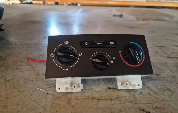 Citroen C4 I Climate control unit H5756