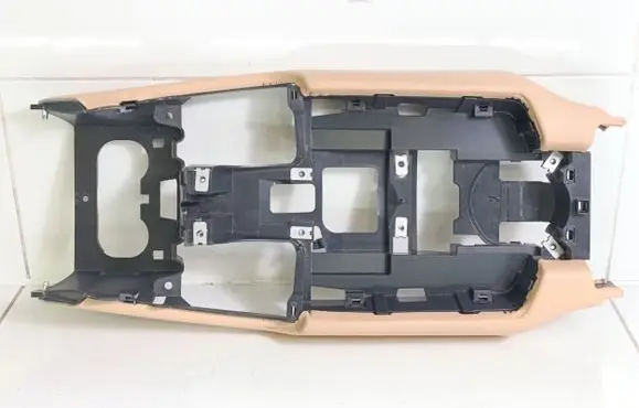 Other center console (tunnel) element