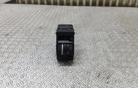 Audi A6 S6 C5 4B Headlight level height control switch 4B0919094