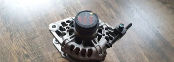 Hyundai i20 (PB PBT) Generator/alternator 373002B700