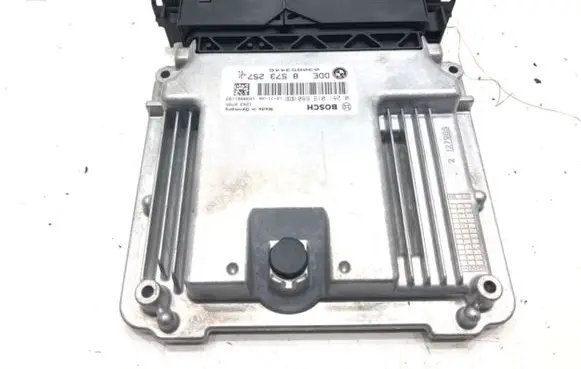 BMW 3 F30 F35 F31 Engine control unit/module ECU 8573257