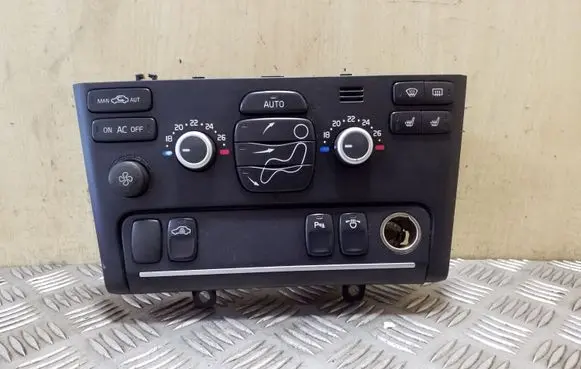 Volvo XC90 Climate control unit 30710682