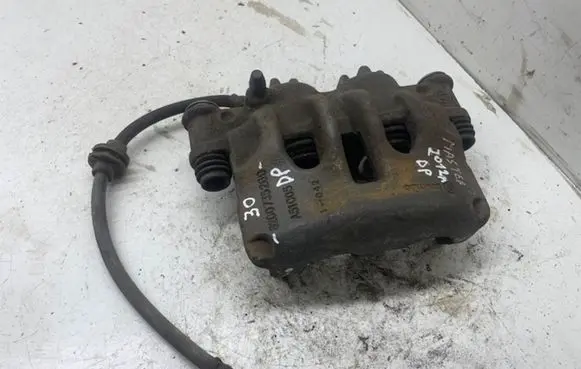 Renault Master III Front brake caliper 8200735269