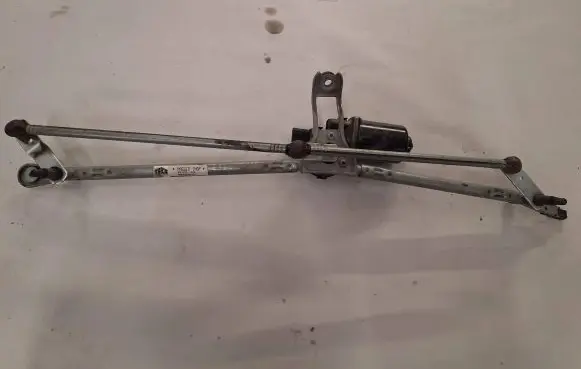 Dodge VAN RAM Front wiper linkage and motor 55372141AJ