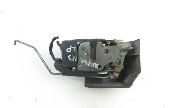 Alfa Romeo 156 Front door lock 18110241