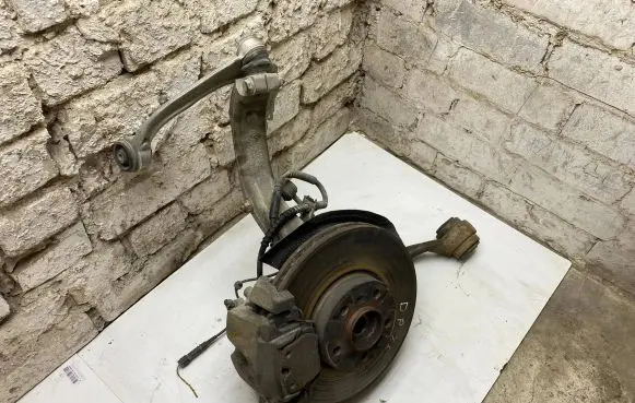 BMW X5 E70 Front wheel hub spindle knuckle