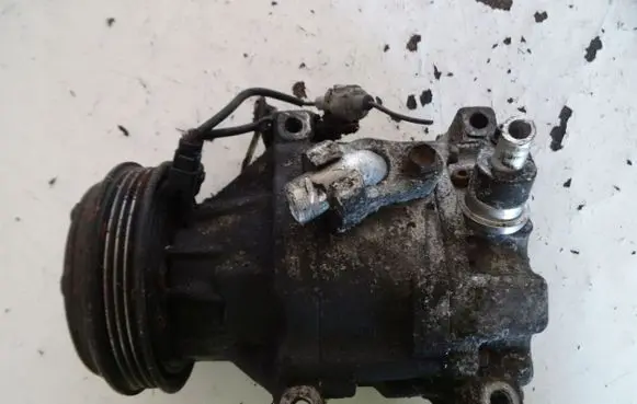 Toyota Yaris Air conditioning (A/C) compressor (pump) 4472206063