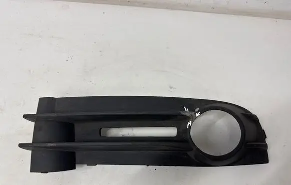 Volkswagen Caddy Front fog light trim/grill 2K0853684A