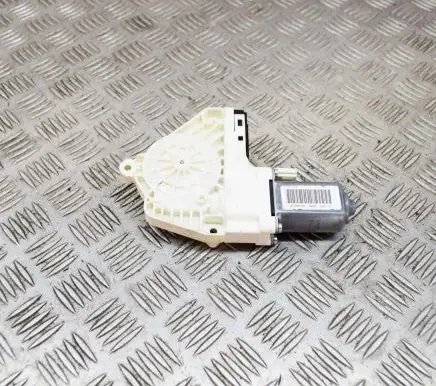 Land Rover Discovery 4 - LR4 Front door window regulator motor AH2215B553AA 917226100