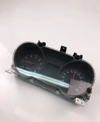 Mitsubishi Lancer Speedometer (instrument cluster) 8100B361