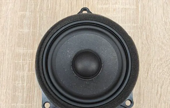BMW 4 G22 G23 G24 G26 Front door speaker 2622546