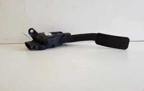 Ford Ecosport Accelerator throttle pedal 8V219F836AB 6PV00951720